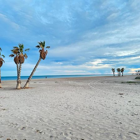 Apartamentos Canet Al Mar. 卡耐特蒂贝兰格 外观 照片