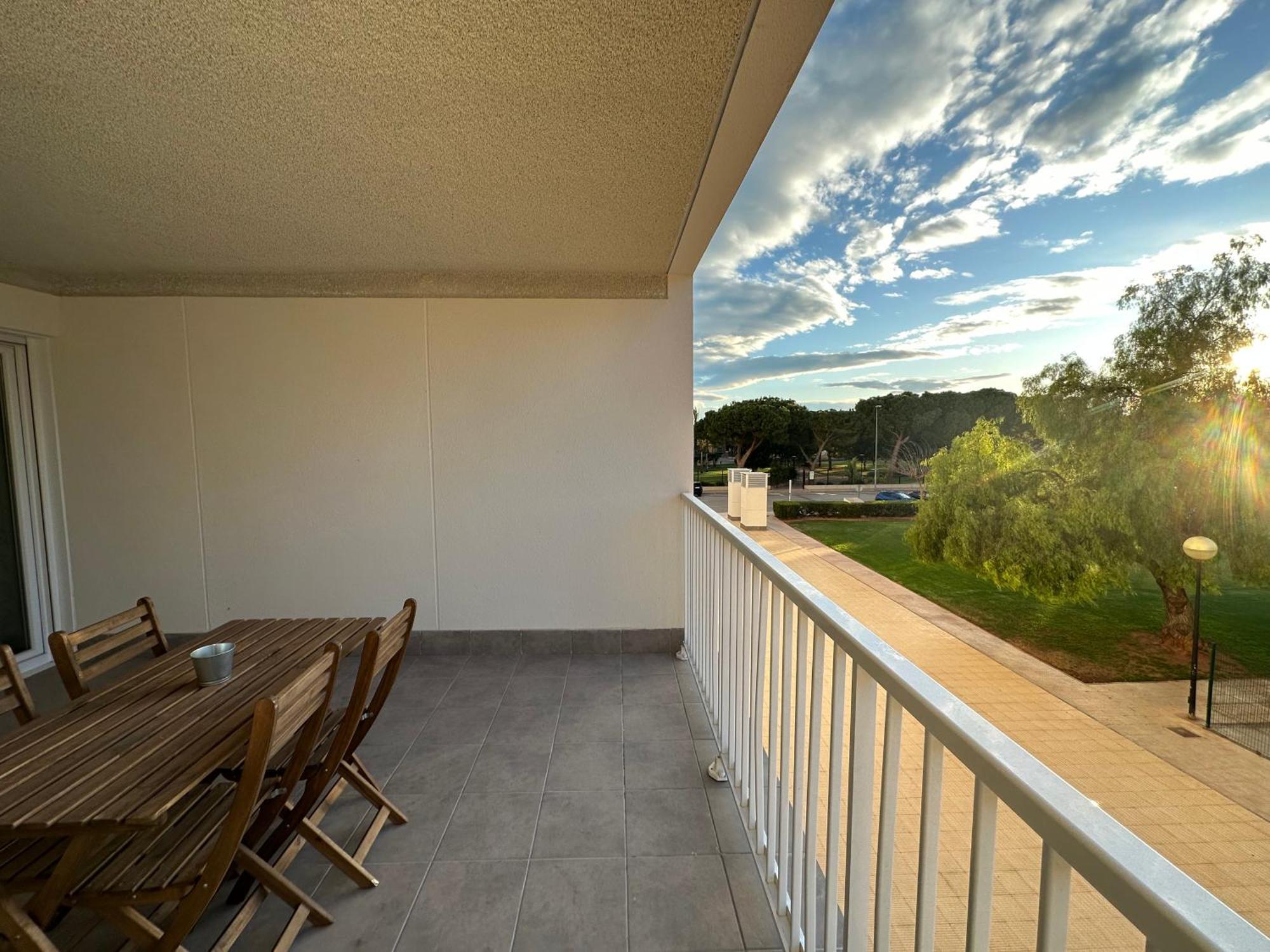 Apartamentos Canet Al Mar. 卡耐特蒂贝兰格 外观 照片