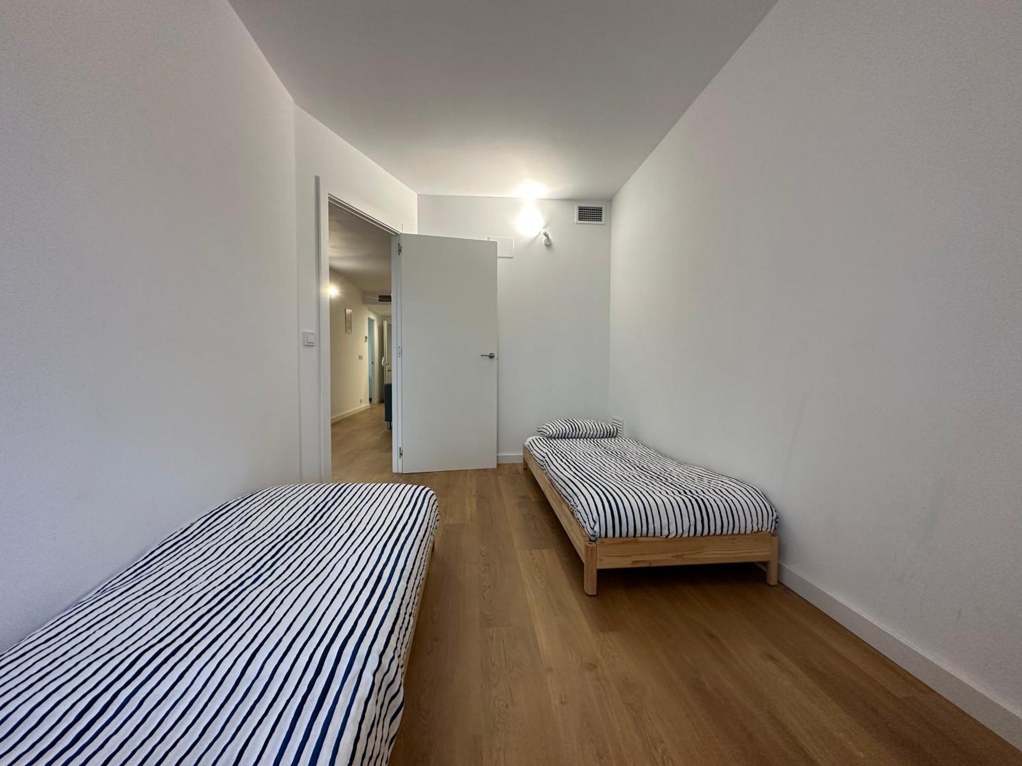 Apartamentos Canet Al Mar. 卡耐特蒂贝兰格 外观 照片